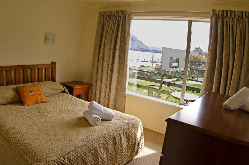 Panorama Court 3*